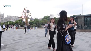 This "thing" scares me, not to mention passers-by. [Prank Challenge 87]