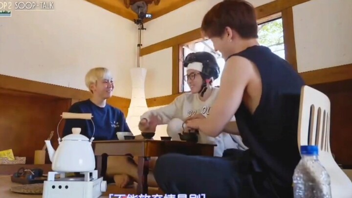 While the youngest members are having a heartfelt heart-to-heart, Wonwoo’s busy delivering jajangmye