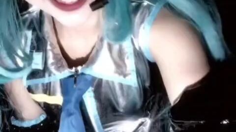 I'll be naughty Miku for you🥵😋