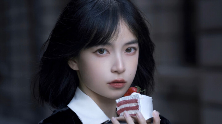 Bánh dâu tây | Phong cách điện ảnh đường phố Bến Thượng Hải