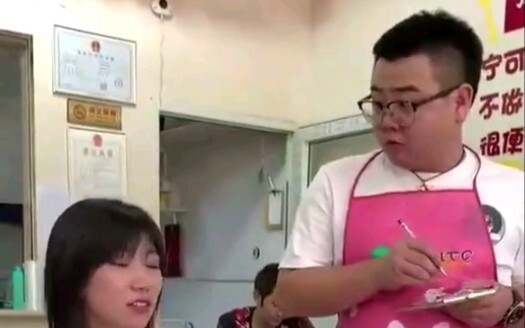 卧槽，我车TM都翻了