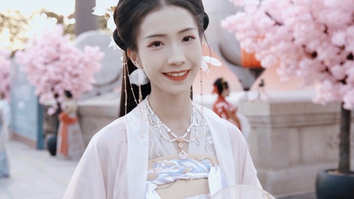 第二届华服日花絮 少男少女们