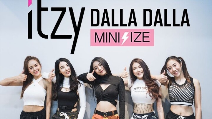 身材最好的翻跳_(:з」∠)_ITZY - DALLA DALLA _ cover by MINIZIZE