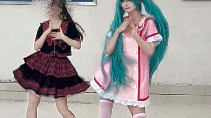 Tarian acak di kampus! Hatsune Miku Suka Gedung Sakit