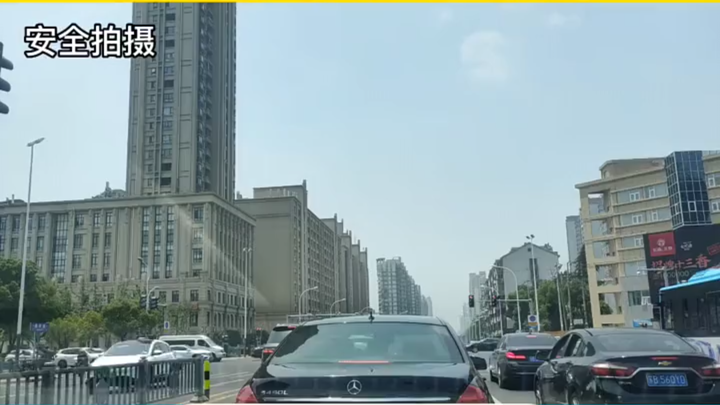 Baby called dad to complain that mom spent my red envelope 😂😂