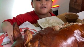 mukbang lechon