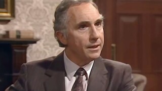 “军火这种生意，要么做或者不做”