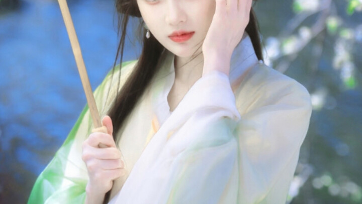 يا إلهي! من قال إن مجرد ظهورها يرفع مستوى جودة المسلسل بأكمله؟!