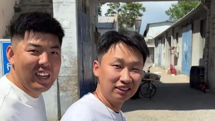 เจอคุณลุงขายขนมติ๋มเถ่าเจี้ยนกลางทาง โดนจับจุดได้แม่นยำสุดๆ ต้องยอมรับเลยว่าคุณลุงก็ยังเป็นคุณลุงอยู