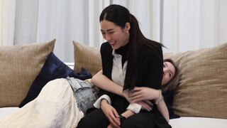 Hậu trường buổi chụp ảnh hôn trên ghế sofa của LingOrm