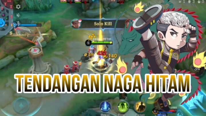 TENDANGAN NAGA HITAM