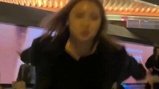 【enhypen】 كنت أريد أن أعطي ابن أخي إطارًا كبيرًا، لكن...