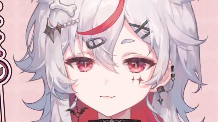 I received a collar and a pearl leash on Children's Day?! I tried them and they didn't fit! [Wumi]