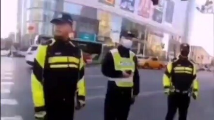 Polisi: Bagus sekali, ini menambah pencapaianku!