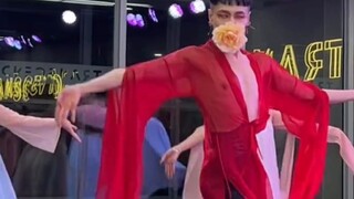 【باي باي باي】 رقص جاز صيني جديد لـ "يان شون من وجهين"! أغنية راقصة في القصر