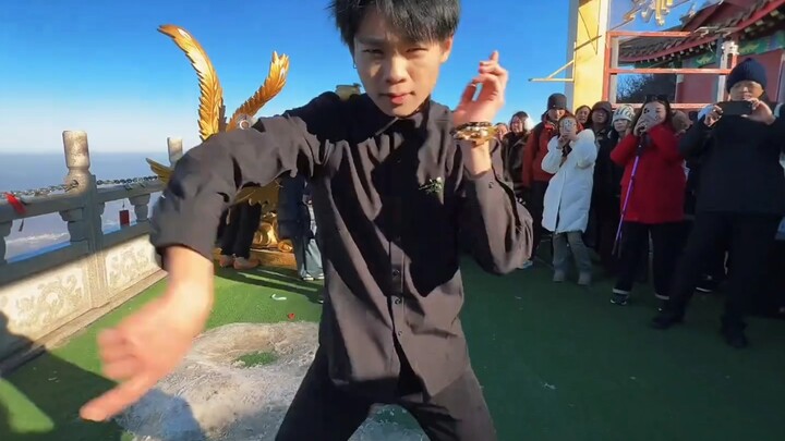 Những thứ ta cố chấp quá lâu có khi vốn dĩ chẳng có ý nghĩa gì… # Cảm giác là trên hết... #Lưu Tử Dậ