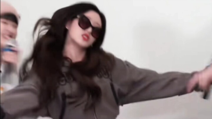 【Hwiseo】Người duy nhất trong cả nhóm là i