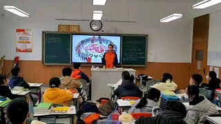 十五岁，在学校介绍假面骑士