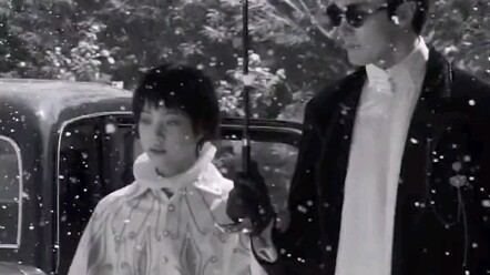 Gao Weiguang's new drama character design is awesome: a vampire media tycoon and a wealthy blind gir