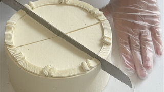 Jasmine Tea Grape Cake