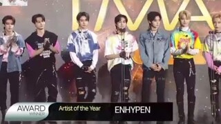 Enhypen, Brave Girls and ATEEZ won Artist of the Year award in TMA 😭♥️