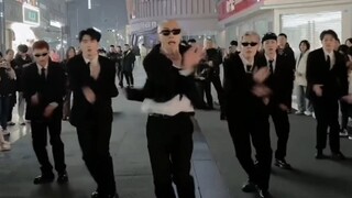 Salam terakhir dari tim basket F3 versi jas