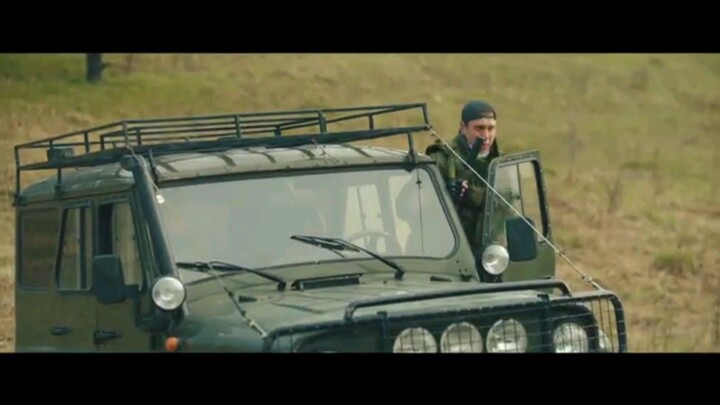 PRIA DENGAN DENGAN 3 GELAR SARJANA BERTRANSFORMASI MENJADI SNIPER PALING DITAKUTI ❗❗