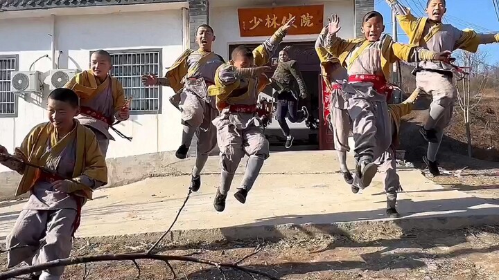Thiếu Lâm Thất Tiểu Hài xin chúc Tết quý vị! Chúc mừng năm mới!