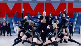 โชว์เต้นคัฟเวอร์เพลง "Mmmh" ของคิมจงอิน สาวสวยชาวรัสเซีย kpop ต่อหน้าสาธารณชน