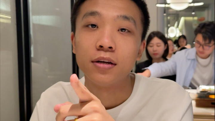 Có thể các bạn không biết tôi, nhưng chắc chắn đã từng thấy tôi chu môi.