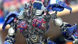 Yolopark Knight Optimus Prime's personal problems summary