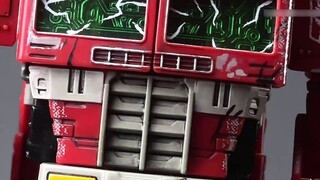 Optimus Prime gây nghiện sau khi chơi thử dòng Transformers PF Siege Optimus Prime!