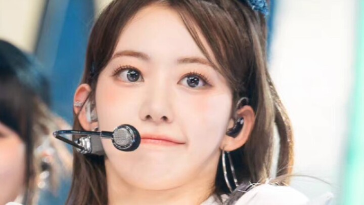 Guangxi Fans’ Favorite Girl Group! LE SSERAFIM’s “ANTIFRAGILE” — One-Click Outfit Change!