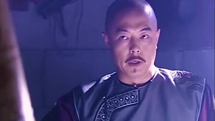 Dulu kecil aku tepuk tangan untuk Ji Xiaolan, itu yang namanya keadilan. Baru setelah dewasa baru sa