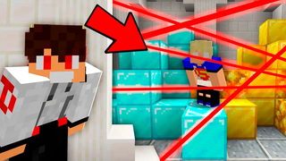 เขาช่วยฉันขโมยตัวเองใน MINECRAFT