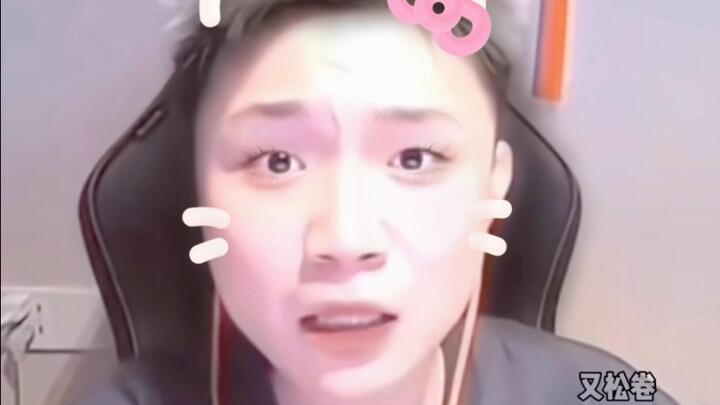 Wu Shixun really does look like DanShen (just kidding)