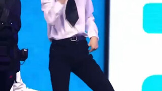 Yan Haoxiang's girl group dance