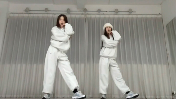 Love Countdown Winter Sweet Dance Evie Peach Choreography