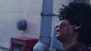“人类这种生物，真是，脆弱啊”