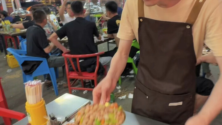 A little eatery that started with just a bowl of refreshing cold noodles has actually mastered the a