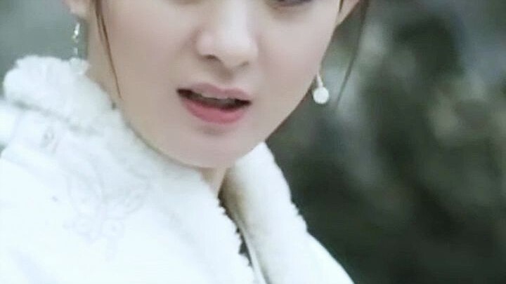 Chữ của Minh Lan từng bị bao nhiêu người chế giễu!