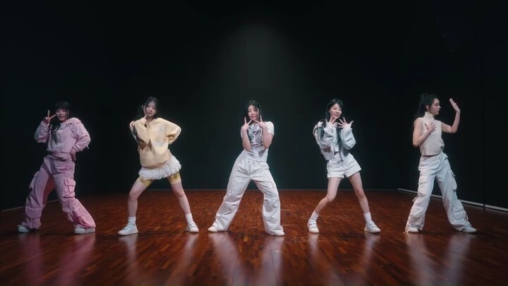 【ILLIT】มัน…แม่เหล็กเหรอ?