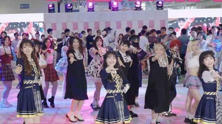 【فوتشو·رقصة منزلية عشوائية】 هل أرقص مع فرقة AKB48TeamSH؟ هل أنا متحمس جدًا؟【معرض فوتشو للثقافة والتر