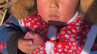 “Dulu waktu kecil, aku sangat ingin cepat dewasa, tapi sepertinya semakin dewasa justru semakin tida