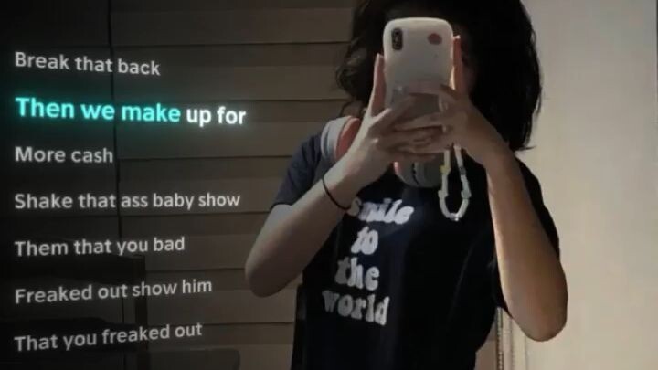#FreakedOut #Aesthetic #LyricVideo #Reels #Trending