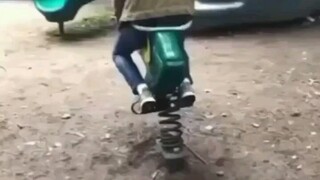 sangat sangat menghibur 😅