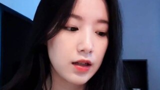 【叶舒华】舒华妹妹翻跳了A妹的7 rings