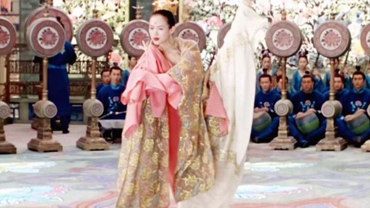 One dance made her fame spread across the world! This dance is undoubtedly the most successful Chine