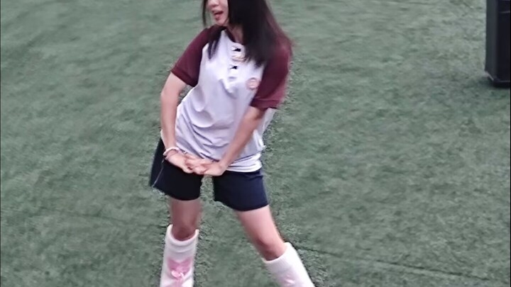 【翻跳】风很大的ビビデバ