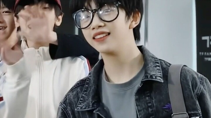 【Zhang Hanrui】Vokalis utama generasi keempat ternyata secantik ini